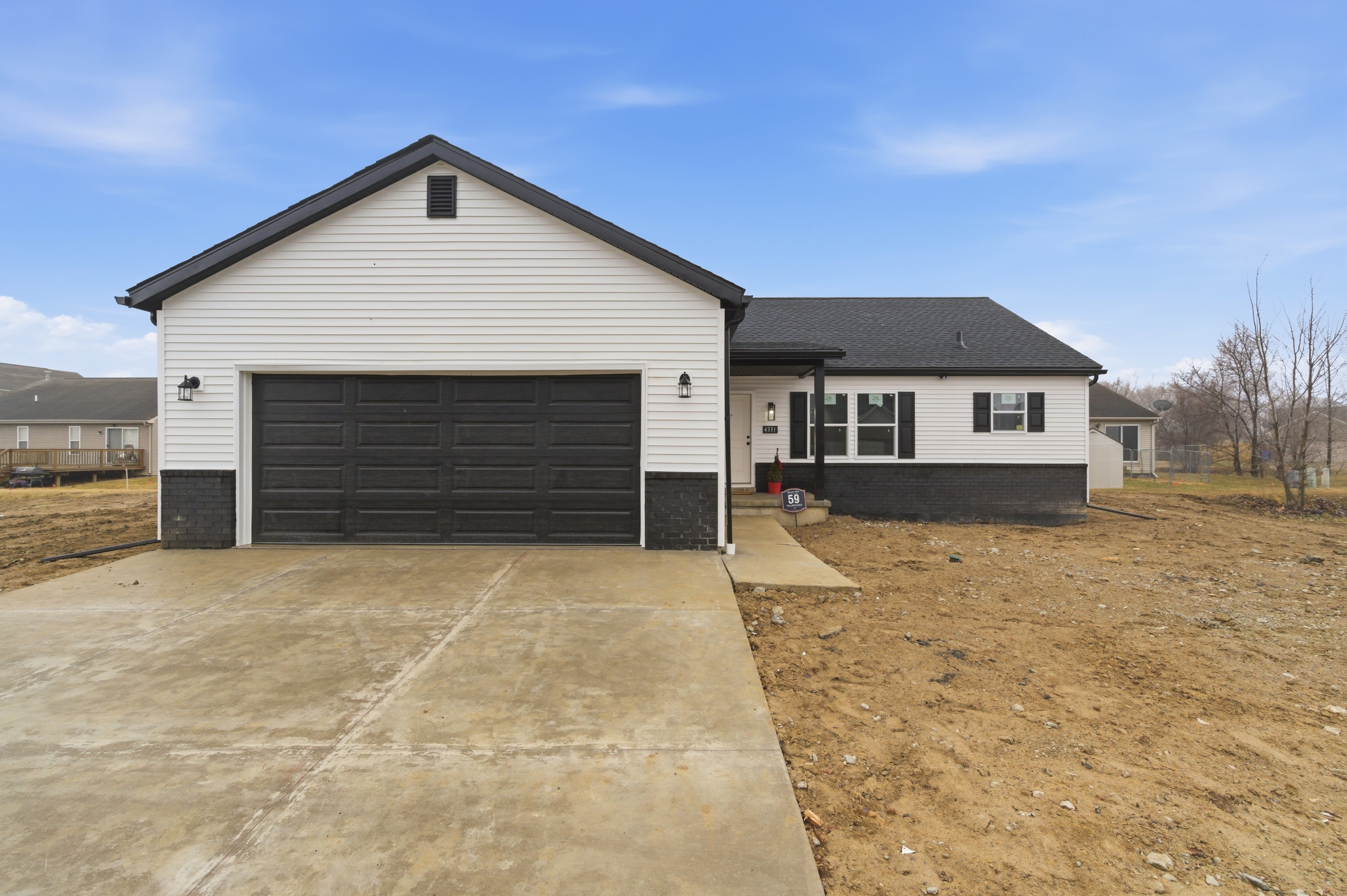4331 Bridgeport Ct — Front exterior