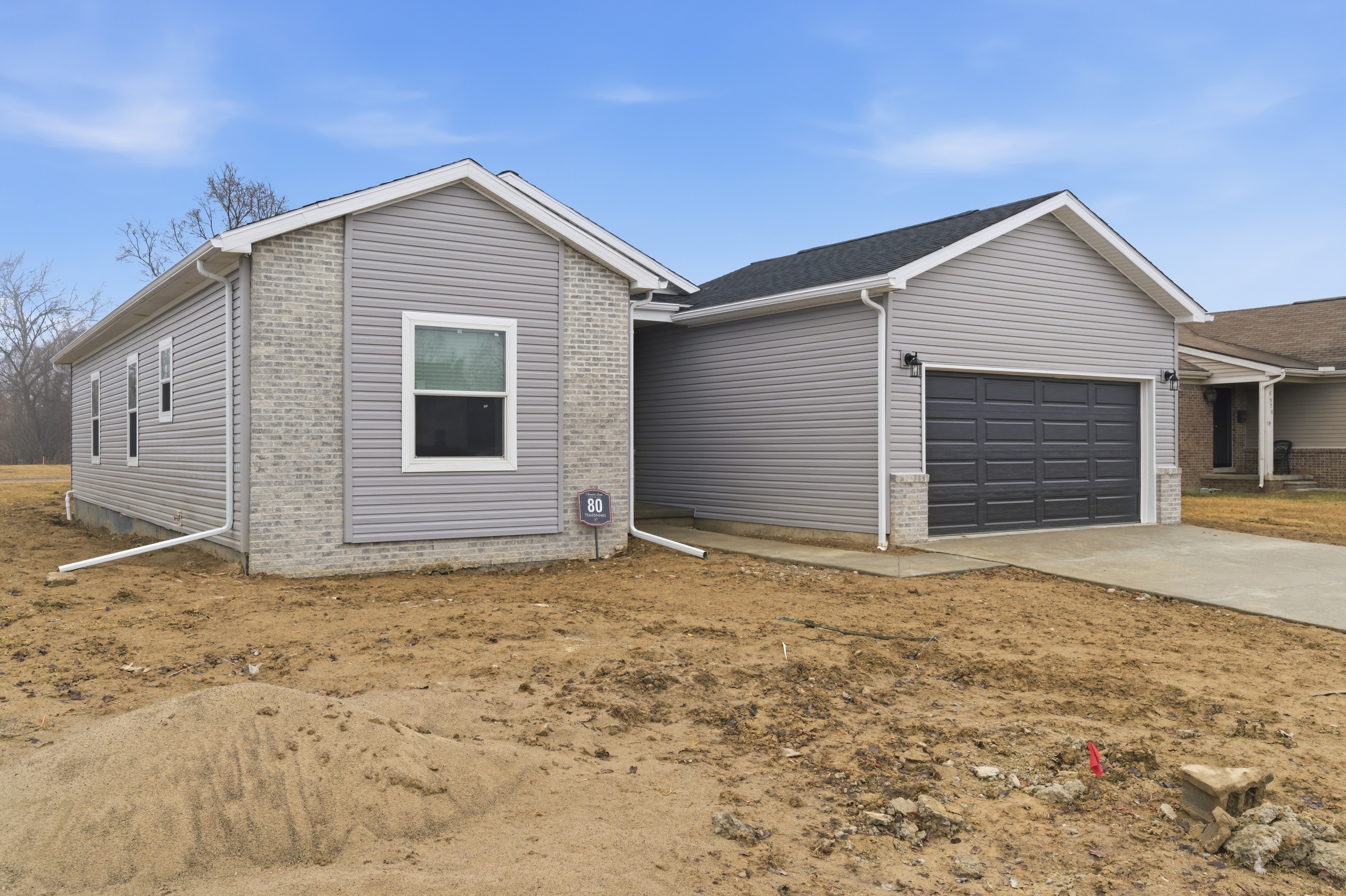 4332 Bridgeport Ct — Front exterior