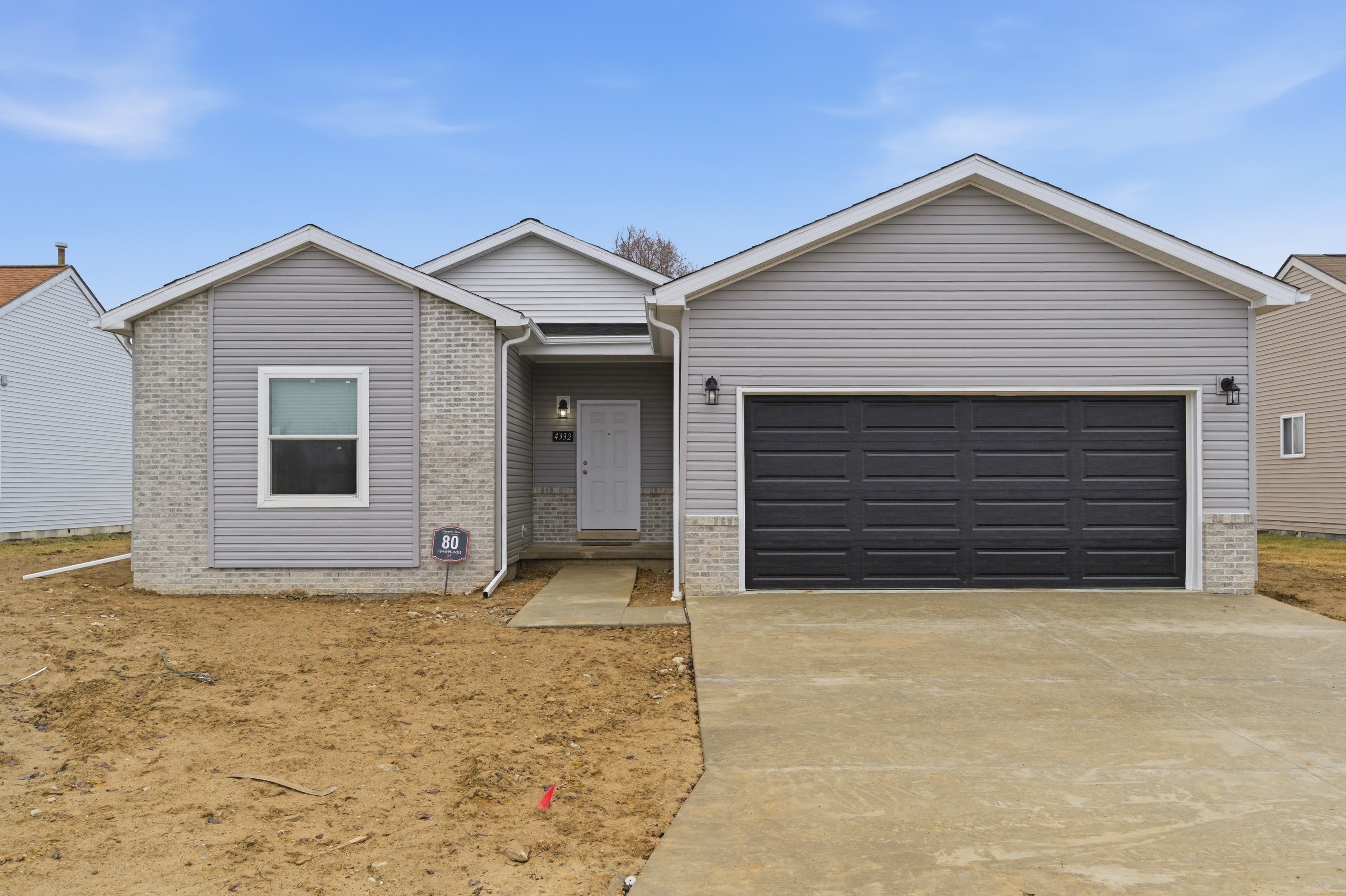 4332 Bridgeport Ct — Side & garage
