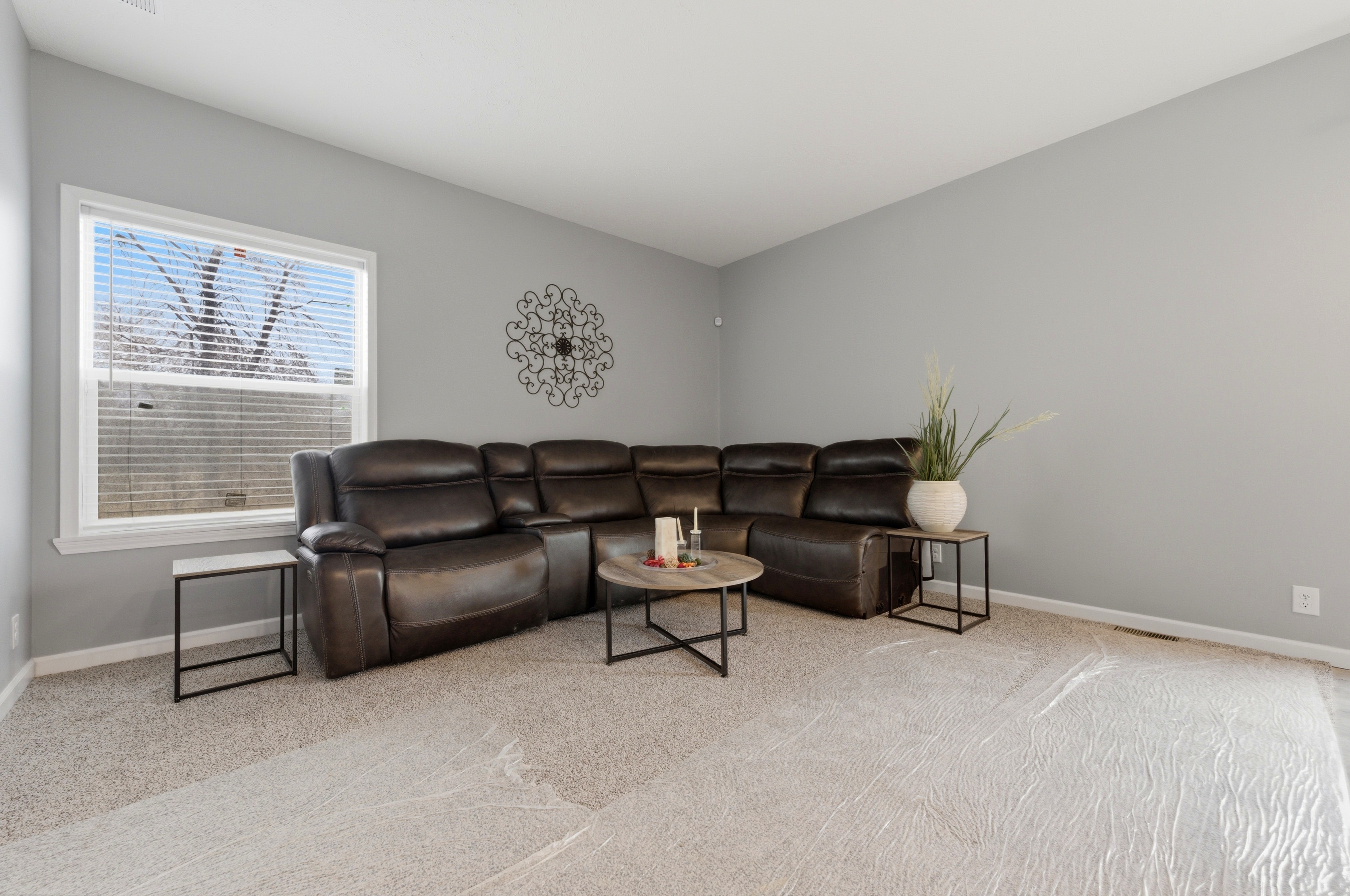 4332 Bridgeport Ct — Kitchen island