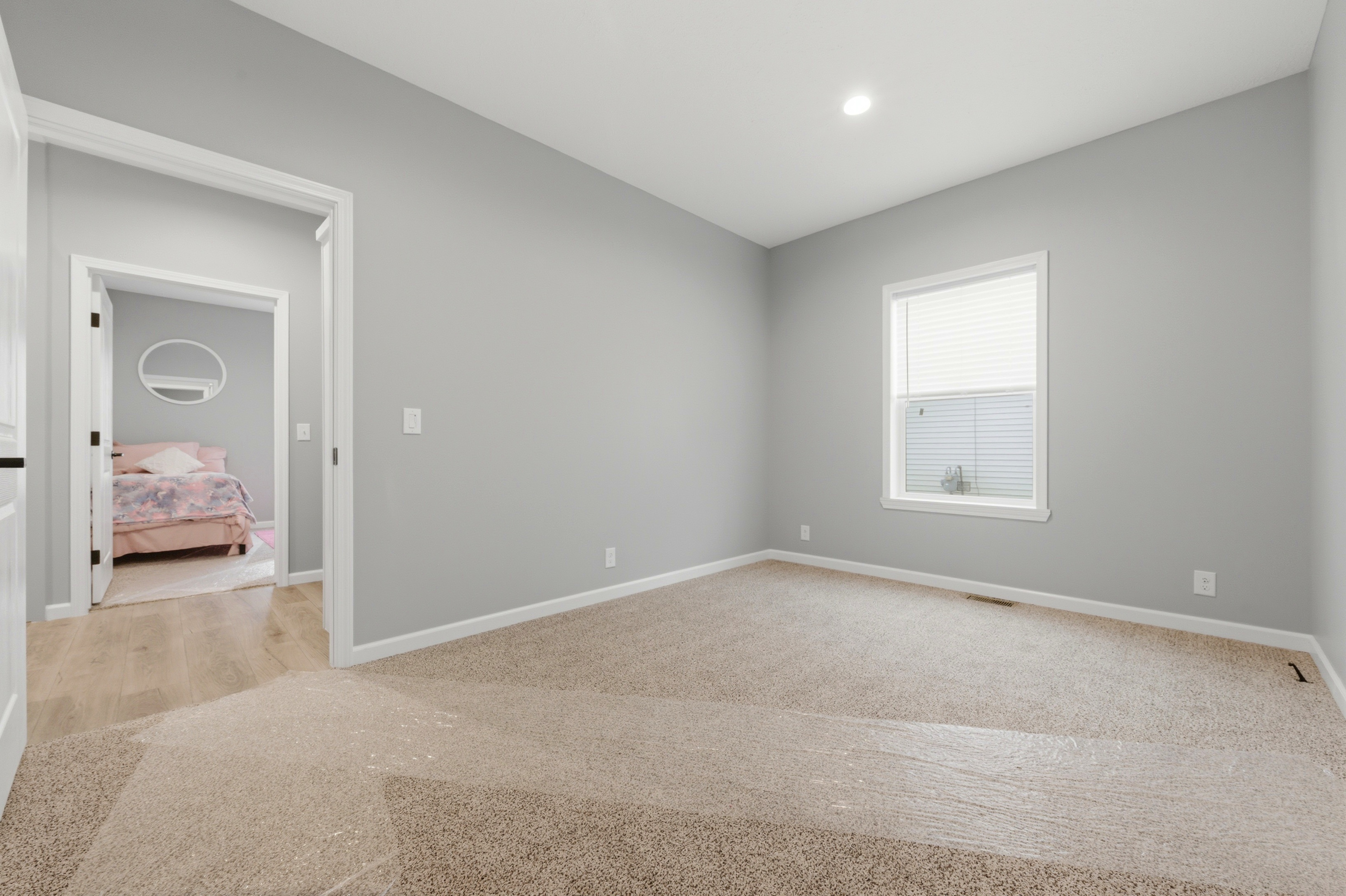 4332 Bridgeport Ct — Bedroom